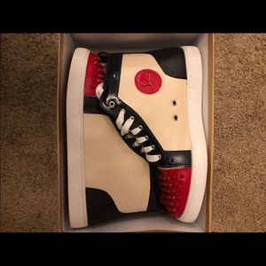 Christian louboutin size 42